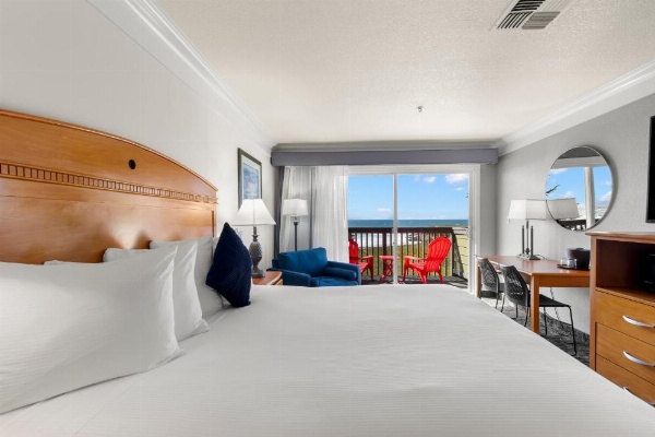 Beachcomber Motel image 10