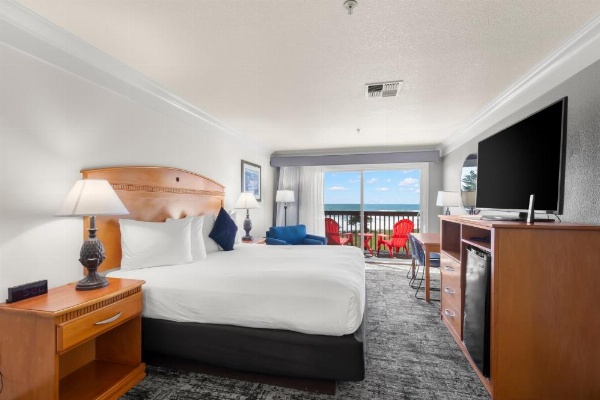 Beachcomber Motel image 7